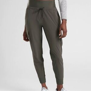 Athleta Sutton Jogger Cargo Pant Arbor Olive Sz 4